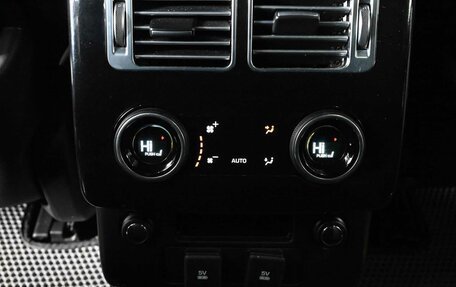 Land Rover Range Rover IV рестайлинг, 2018 год, 4 900 000 рублей, 17 фотография