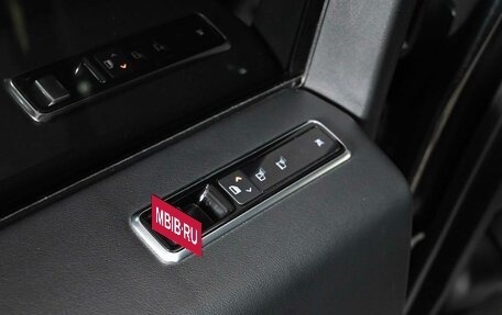 Land Rover Range Rover IV рестайлинг, 2018 год, 4 900 000 рублей, 16 фотография