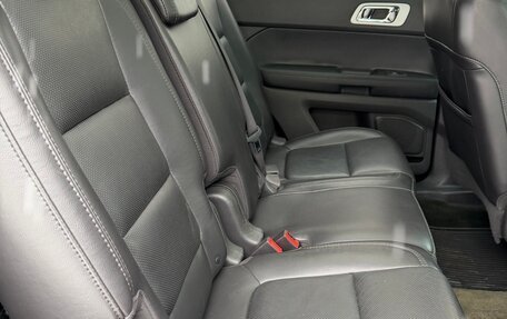 Ford Explorer VI, 2013 год, 1 380 000 рублей, 5 фотография