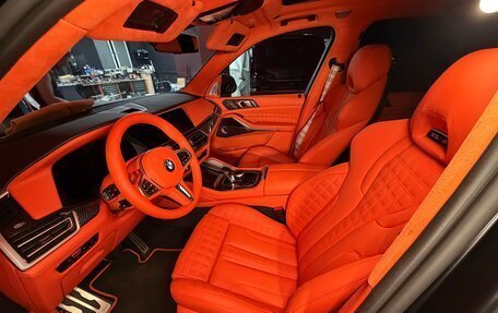 BMW X5 M, 2022 год, 14 300 000 рублей, 6 фотография