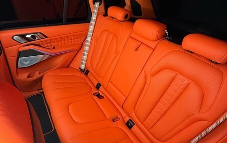 BMW X5 M, 2022 год, 14 300 000 рублей, 8 фотография