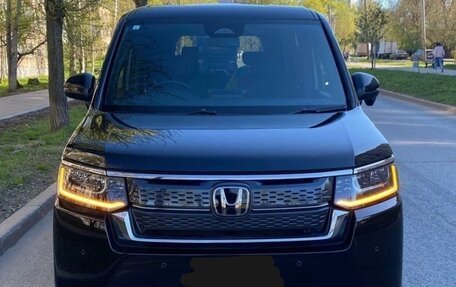 Honda Stepwgn, 2023 год, 2 500 000 рублей, 2 фотография