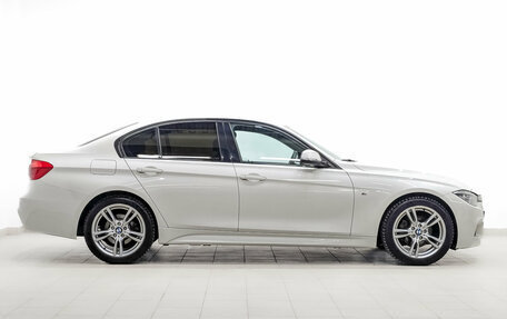 BMW 3 серия, 2018 год, 2 999 000 рублей, 4 фотография