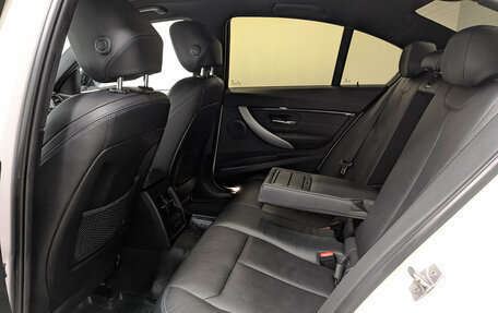 BMW 3 серия, 2018 год, 2 999 000 рублей, 18 фотография