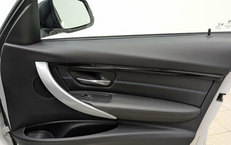 BMW 3 серия, 2018 год, 2 999 000 рублей, 24 фотография