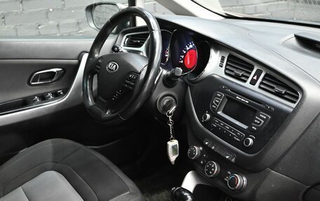 KIA cee'd III, 2013 год, 1 400 000 рублей, 13 фотография