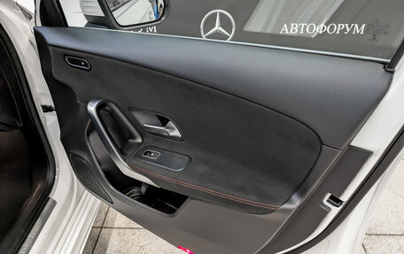 Mercedes-Benz A-Класс, 2020 год, 2 755 000 рублей, 21 фотография