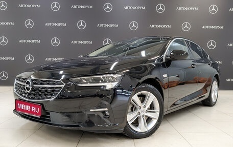 Opel Insignia II рестайлинг, 2021 год, 1 990 000 рублей, 1 фотография