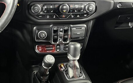 Jeep Wrangler, 2022 год, 5 399 000 рублей, 19 фотография