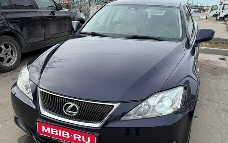 Lexus IS II рестайлинг 2, 2006 год, 1 150 000 рублей, 1 фотография