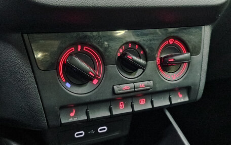 Volkswagen Polo VI (EU Market), 2021 год, 1 700 000 рублей, 21 фотография