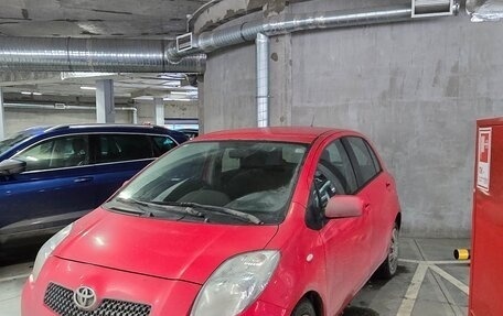 Toyota Yaris III рестайлинг, 2007 год, 430 000 рублей, 5 фотография