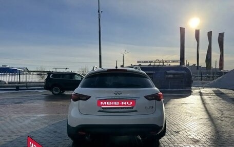 Infiniti FX II, 2010 год, 1 950 000 рублей, 5 фотография