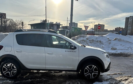 Renault Sandero II рестайлинг, 2022 год, 1 240 000 рублей, 6 фотография