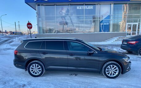 Volkswagen Passat B8 рестайлинг, 2018 год, 1 695 000 рублей, 6 фотография