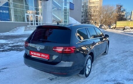 Volkswagen Passat B8 рестайлинг, 2018 год, 1 695 000 рублей, 4 фотография