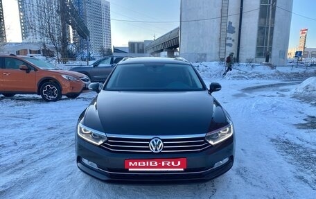 Volkswagen Passat B8 рестайлинг, 2018 год, 1 695 000 рублей, 7 фотография
