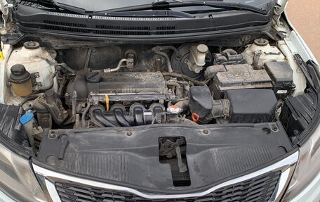 KIA Rio III рестайлинг, 2013 год, 900 000 рублей, 5 фотография