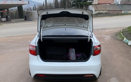 KIA Rio III рестайлинг, 2013 год, 900 000 рублей, 8 фотография