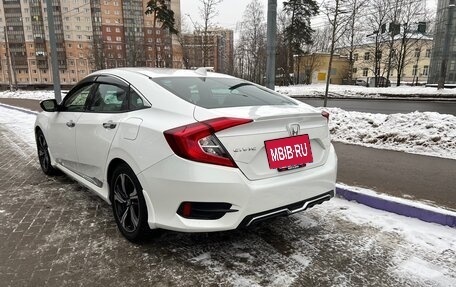 Honda Civic IX, 2017 год, 1 700 000 рублей, 6 фотография