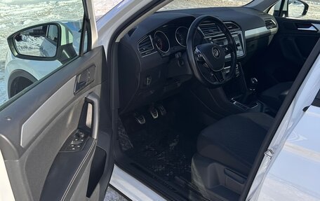 Volkswagen Tiguan II, 2018 год, 1 750 000 рублей, 9 фотография