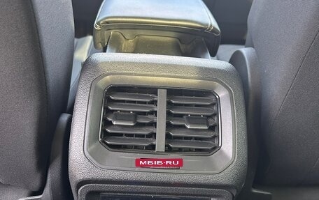 Volkswagen Tiguan II, 2018 год, 1 750 000 рублей, 18 фотография