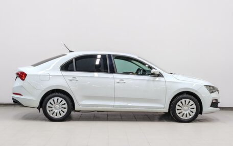 Skoda Rapid II, 2021 год, 1 390 000 рублей, 2 фотография