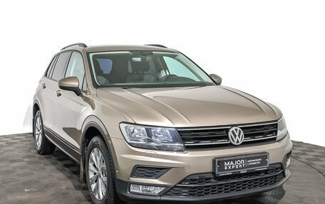 Volkswagen Tiguan II, 2017 год, 1 990 000 рублей, 3 фотография