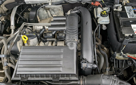 Volkswagen Tiguan II, 2017 год, 1 990 000 рублей, 9 фотография