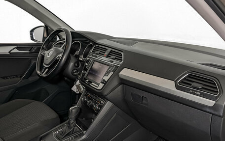 Volkswagen Tiguan II, 2017 год, 1 990 000 рублей, 13 фотография