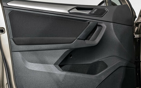 Volkswagen Tiguan II, 2017 год, 1 990 000 рублей, 19 фотография