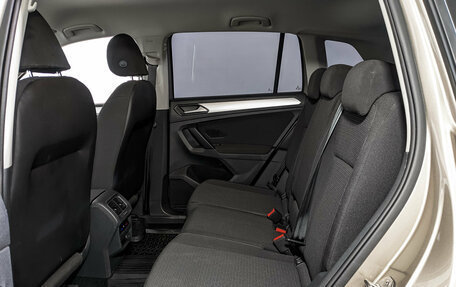 Volkswagen Tiguan II, 2017 год, 1 990 000 рублей, 18 фотография