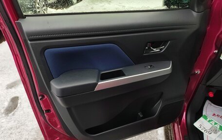 Toyota Roomy I, 2019 год, 1 400 000 рублей, 26 фотография