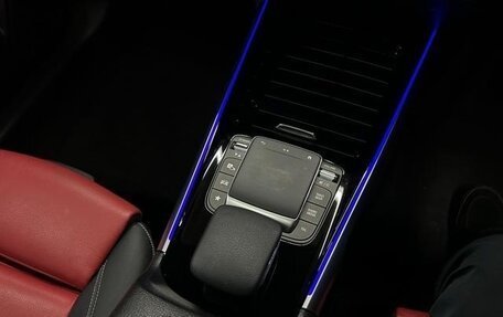 Mercedes-Benz GLB, 2021 год, 2 270 000 рублей, 14 фотография