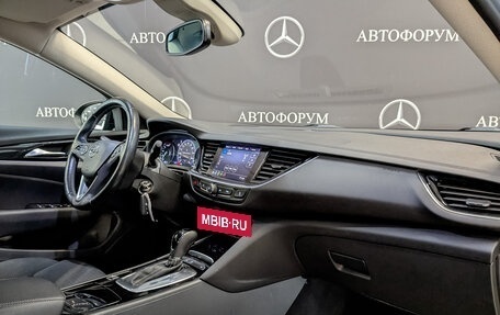 Opel Insignia II рестайлинг, 2021 год, 1 990 000 рублей, 13 фотография