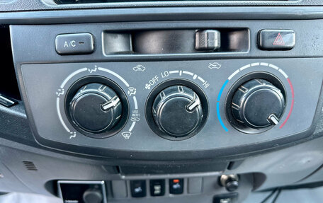 Toyota Hilux VII, 2012 год, 1 350 000 рублей, 11 фотография