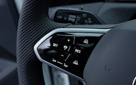 Volkswagen Tiguan, 2025 год, 4 850 000 рублей, 16 фотография