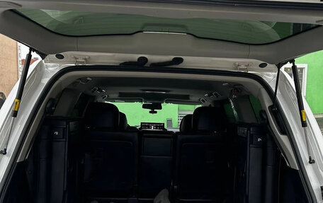 Toyota Land Cruiser 200, 2013 год, 5 200 000 рублей, 7 фотография