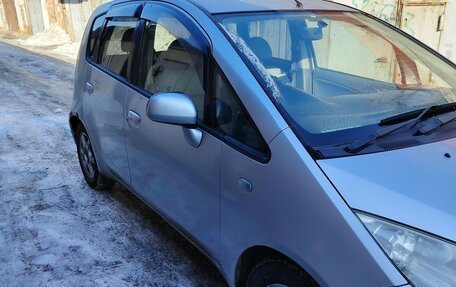 Mitsubishi Colt VI рестайлинг, 2003 год, 330 000 рублей, 3 фотография