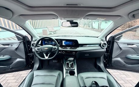Chevrolet Monza, 2023 год, 1 670 000 рублей, 3 фотография