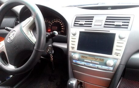 Toyota Camry, 2007 год, 950 000 рублей, 7 фотография