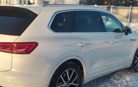 Volkswagen Touareg III, 2018 год, 5 250 000 рублей, 5 фотография