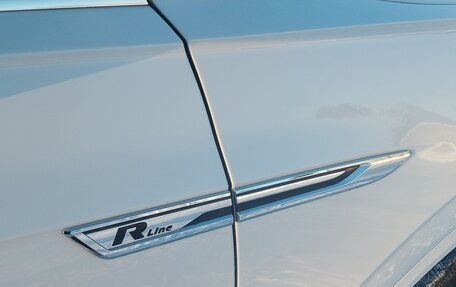 Volkswagen Touareg III, 2018 год, 5 250 000 рублей, 4 фотография