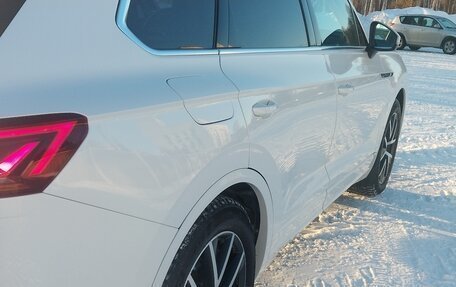 Volkswagen Touareg III, 2018 год, 5 250 000 рублей, 10 фотография