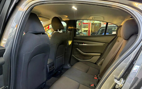 Mazda 3, 2022 год, 1 650 000 рублей, 6 фотография