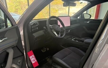 Volkswagen Tiguan, 2025 год, 4 670 548 рублей, 9 фотография