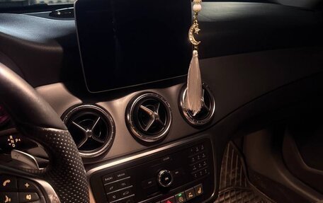 Mercedes-Benz CLA, 2016 год, 1 800 000 рублей, 12 фотография