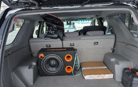 Toyota Hilux Surf IV, 2002 год, 2 350 000 рублей, 10 фотография