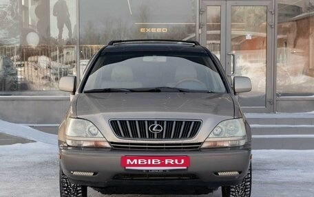 Lexus RX IV рестайлинг, 2000 год, 780 000 рублей, 2 фотография