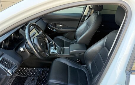 Jaguar E-Pace, 2018 год, 2 800 000 рублей, 9 фотография